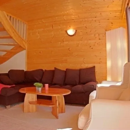 Сasa de vacaciones House La Piaz 2